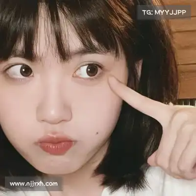 秋焰蓓